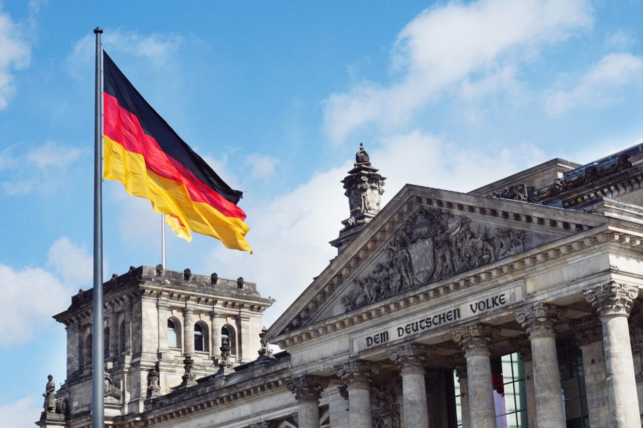 Osoby roliczają niemiecki PIT pracująć w Niemczech