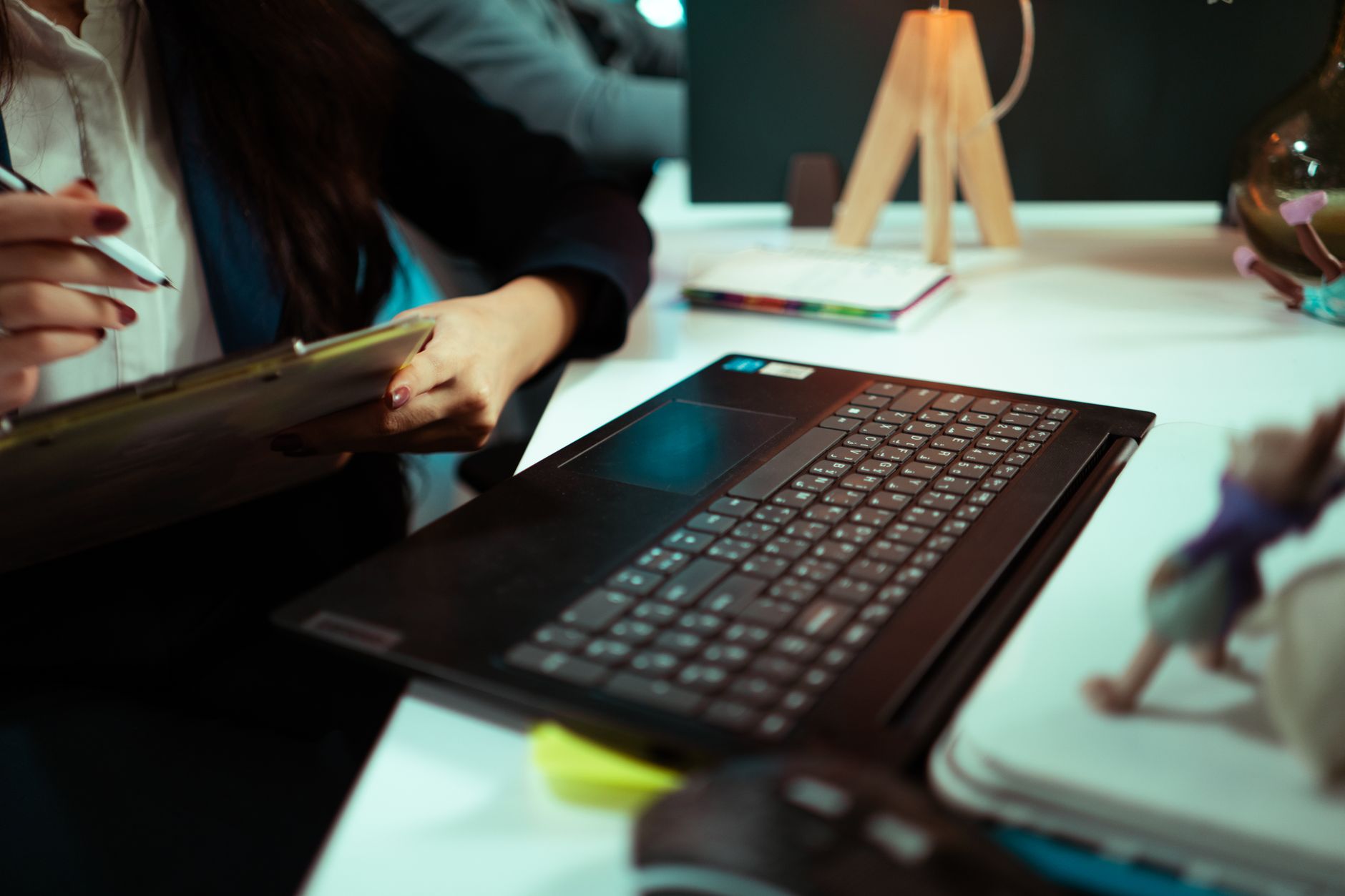 Jak zgłosić nieodpowiednią opinię w Google? Instrukcja krok po kroku